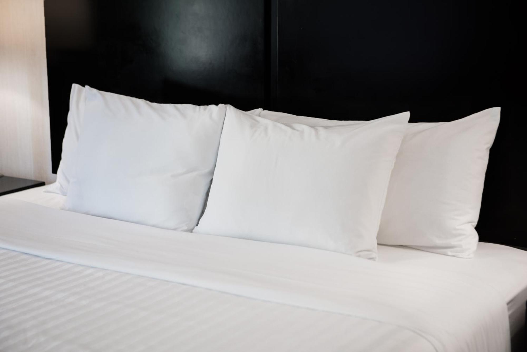 Garden Executive Hotel South Plainfield Bagian luar foto