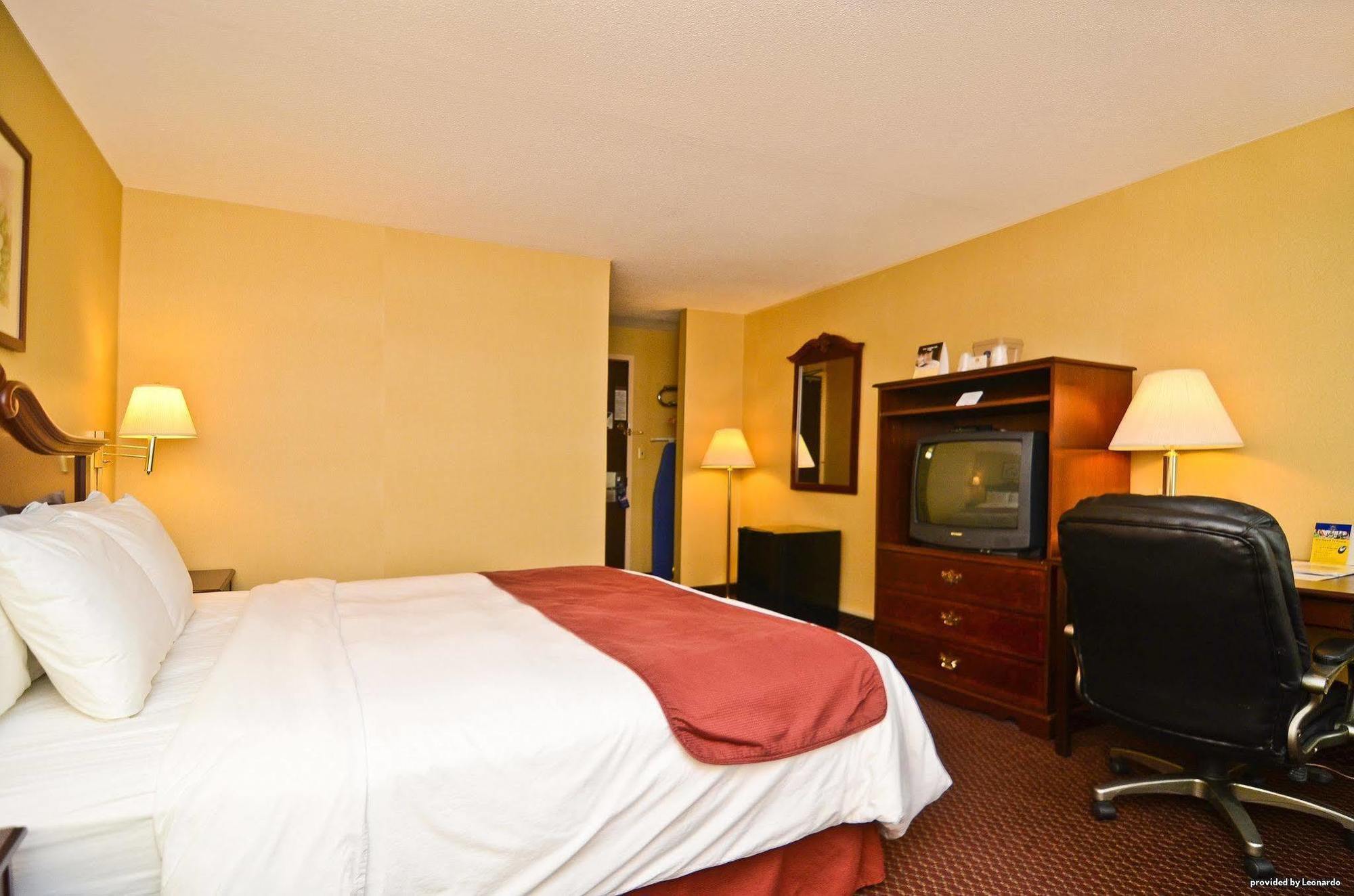 Garden Executive Hotel South Plainfield Bagian luar foto